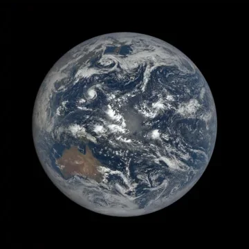 The first Earth picture, with the compared patch over the west coast of Australia marked.