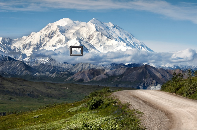Whole Denali photograph with the compared mountain region marked.